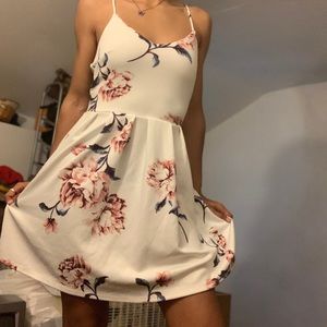 Monteau small floral white mini dress